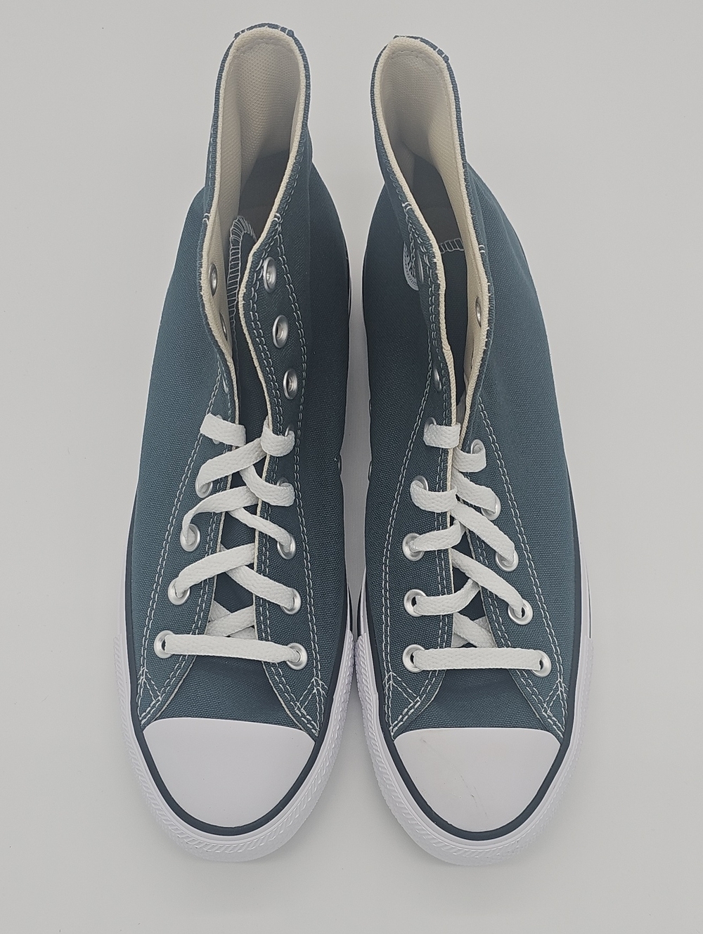 Converse Chuck Taylor Sneakers Size 9.5, Green